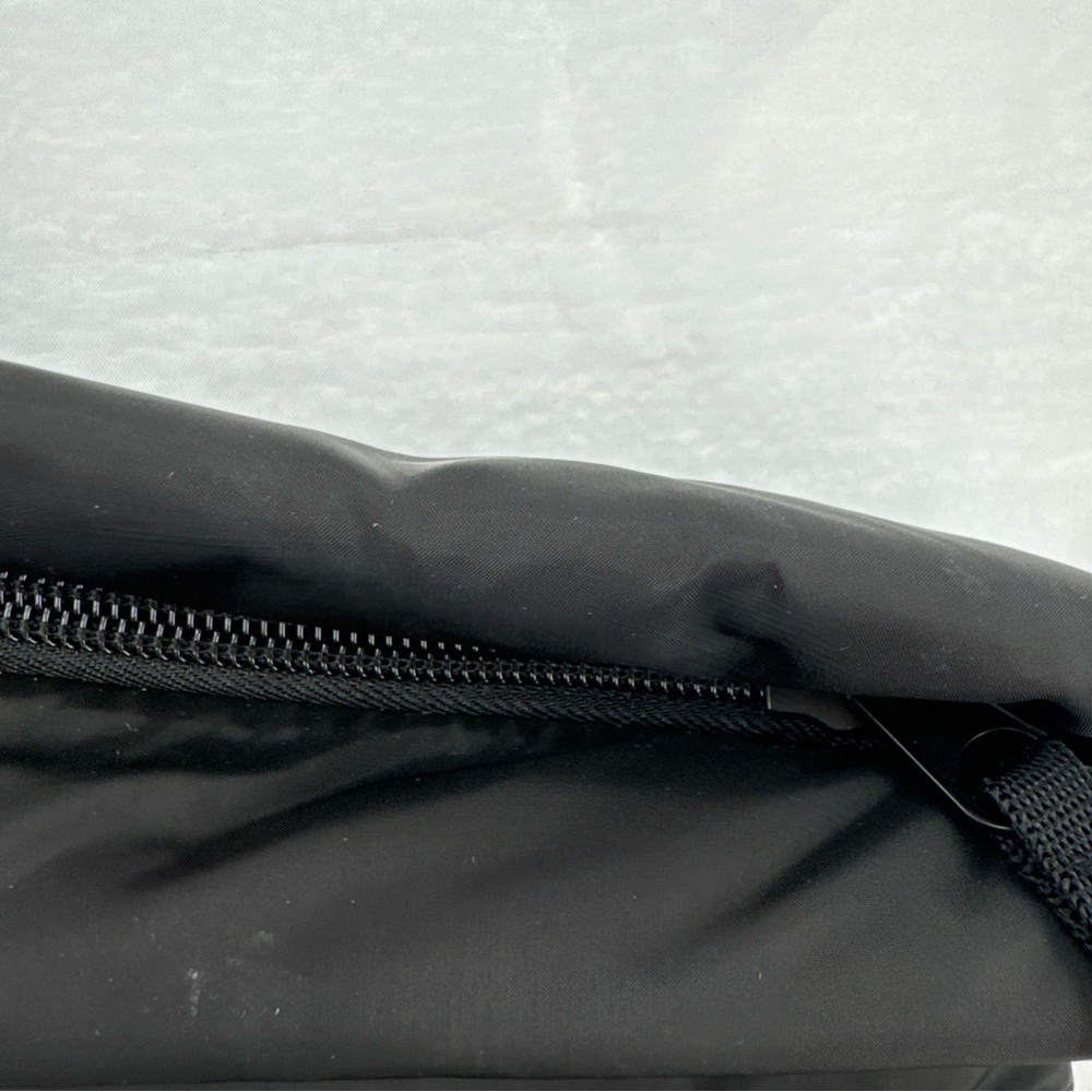 Reebok Black Puffer Tote Bag - Picture 6 of 7